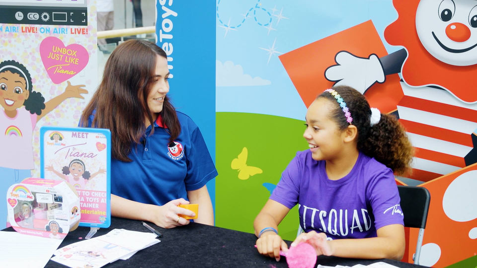 Meeting Tiana!! Unboxing Toys AndMe with The Entertainer Squad